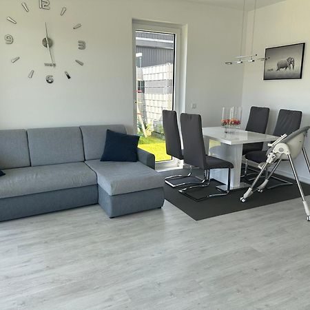Neue Doppelhaushaelfte Mit Terrasse, Balkon Und Garten Remscheid Exteriér fotografie